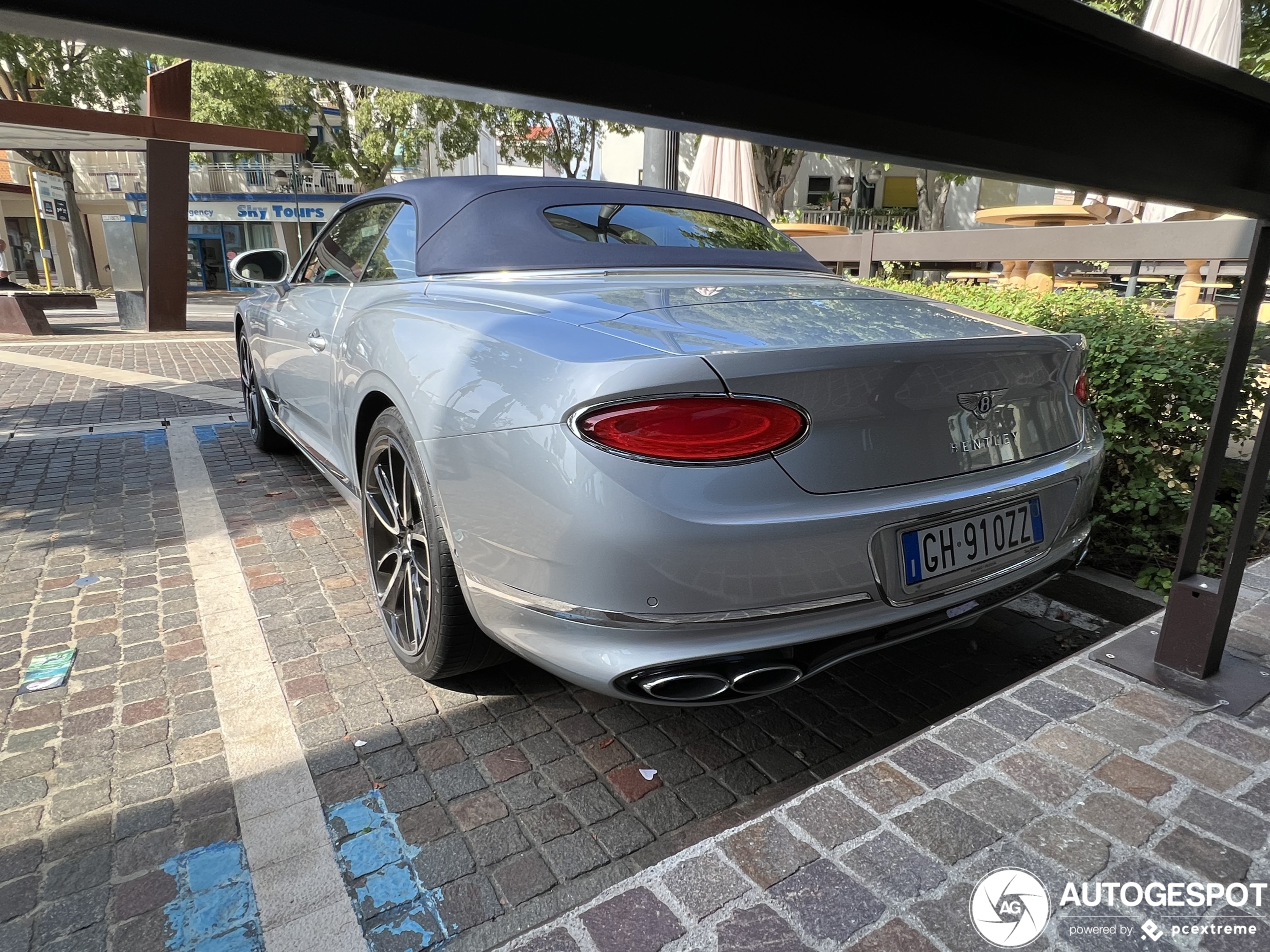 Bentley Continental GTC V8 2020