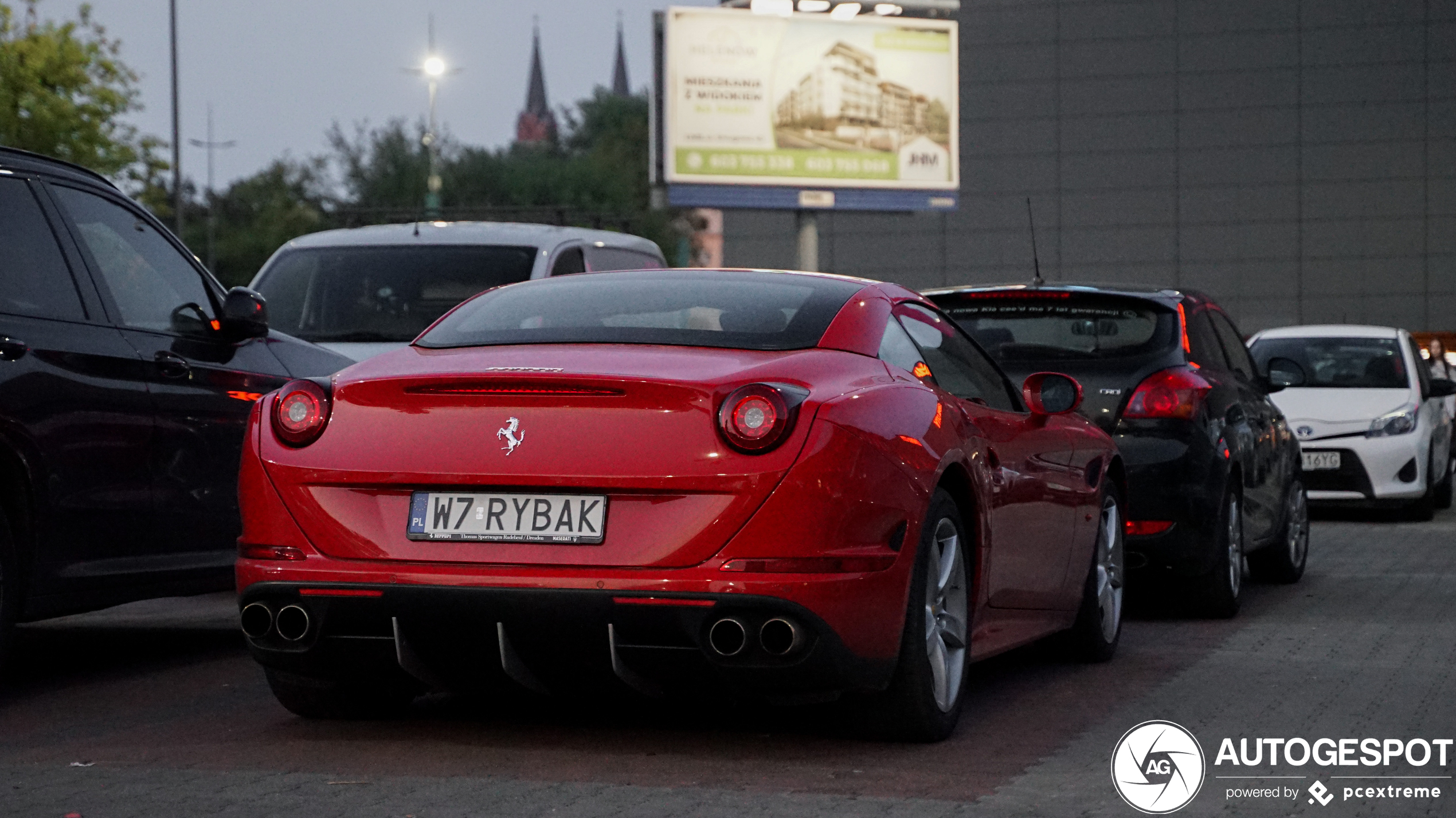 Ferrari California T