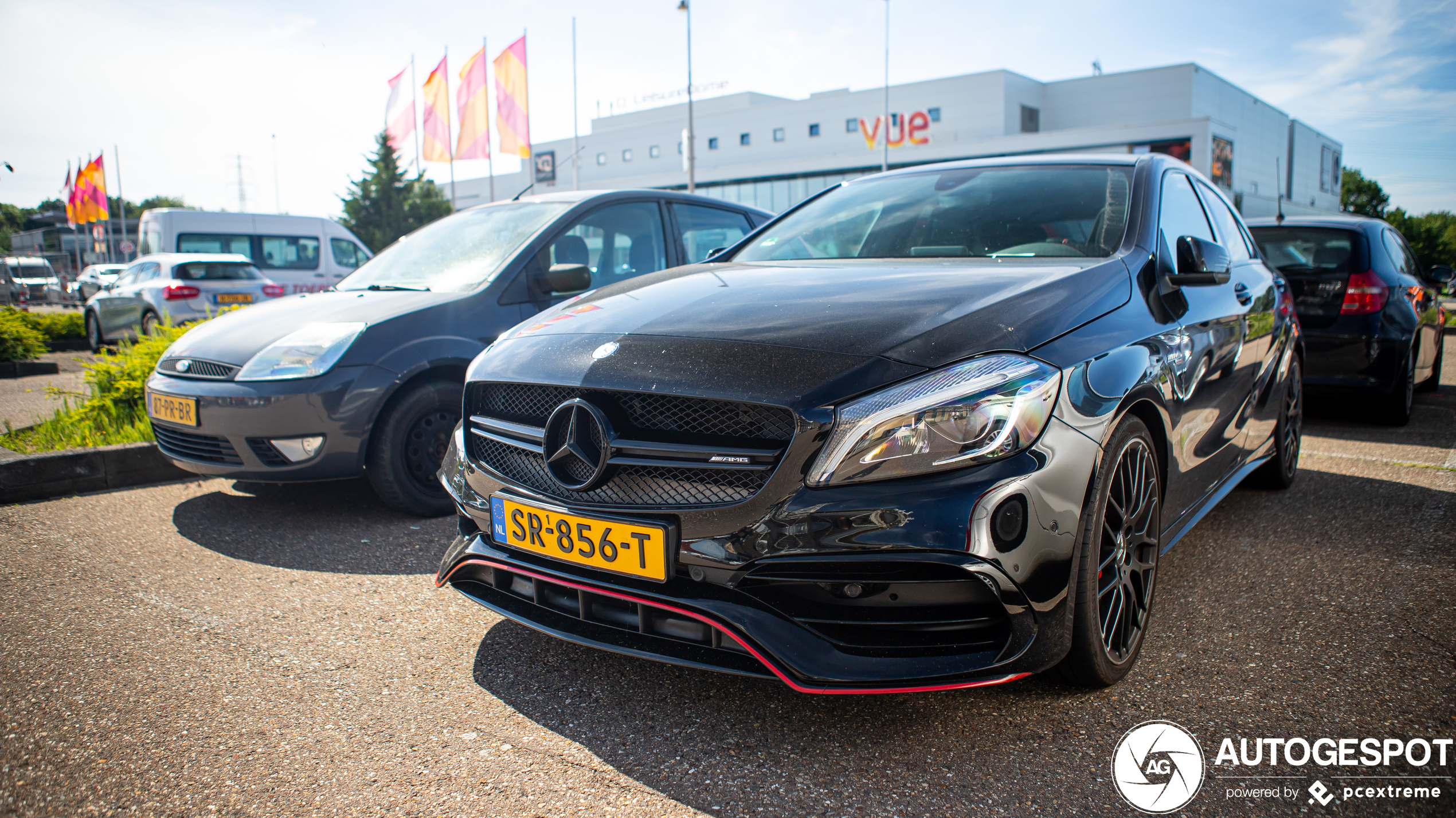 Mercedes-AMG A 45 W176 2015