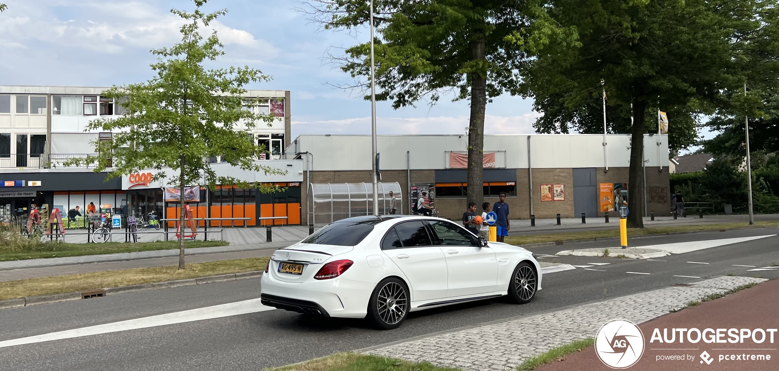 Mercedes-AMG C 63 S W205