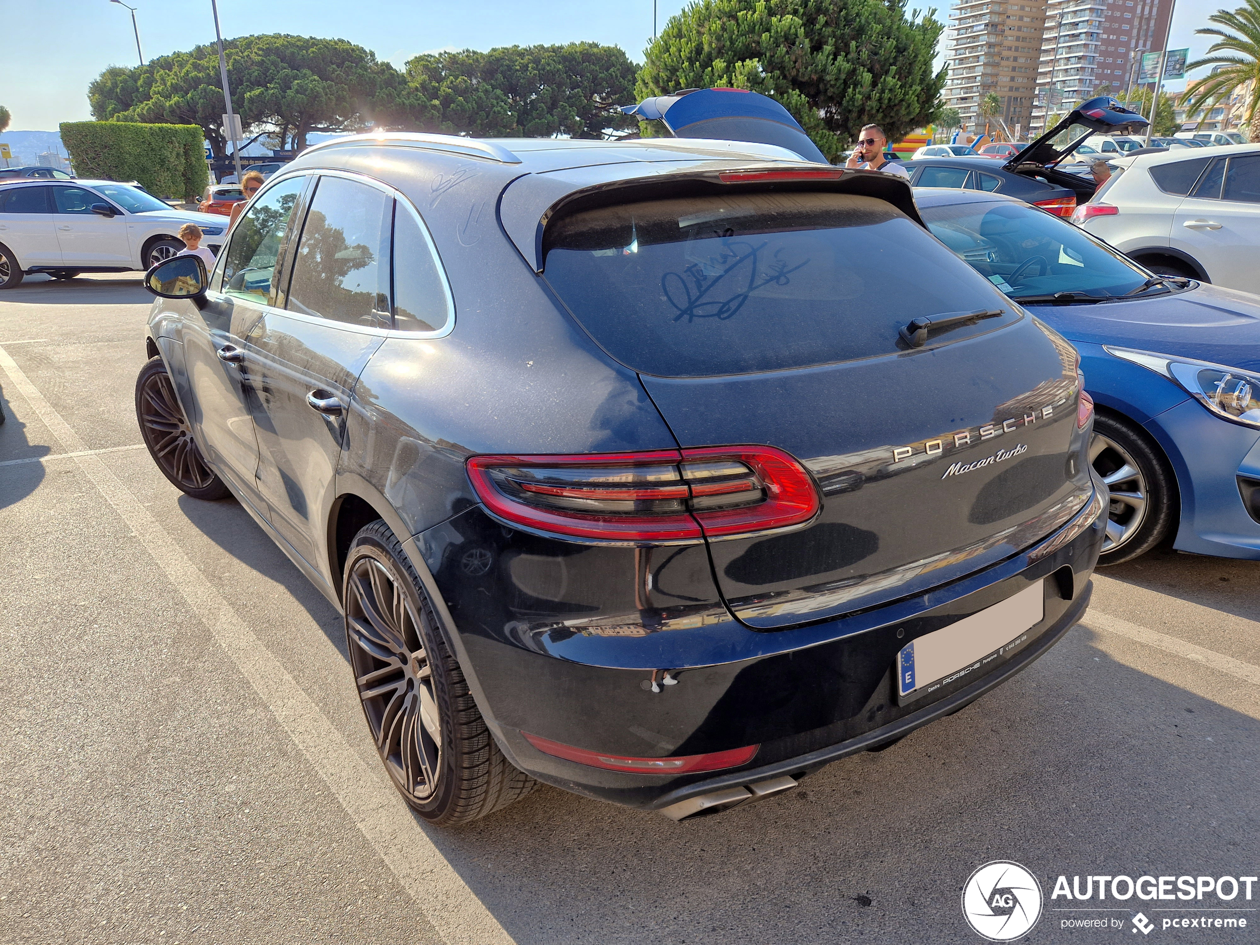 Porsche 95B Macan Turbo