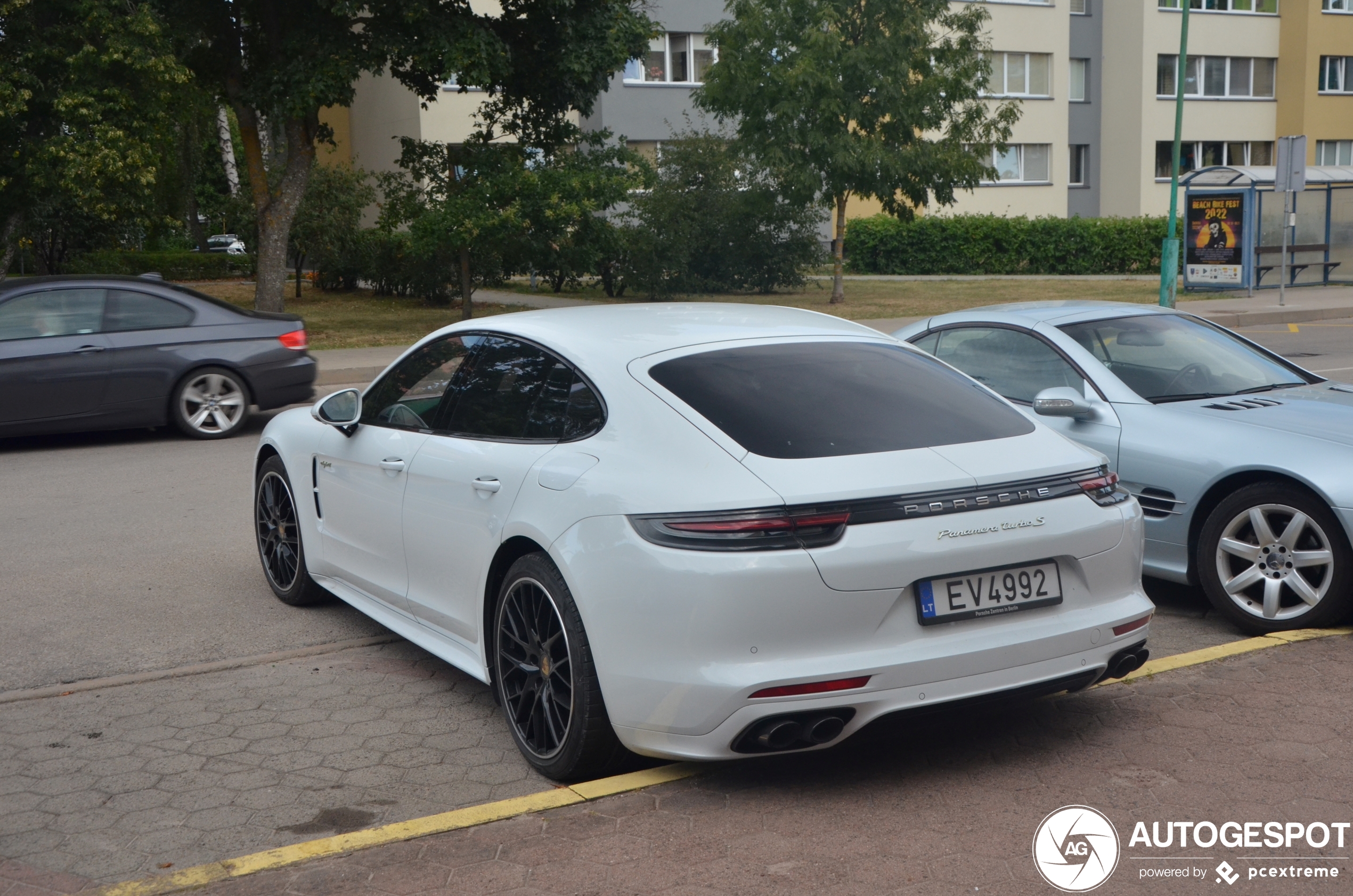 Porsche 971 Panamera Turbo S E-Hybrid