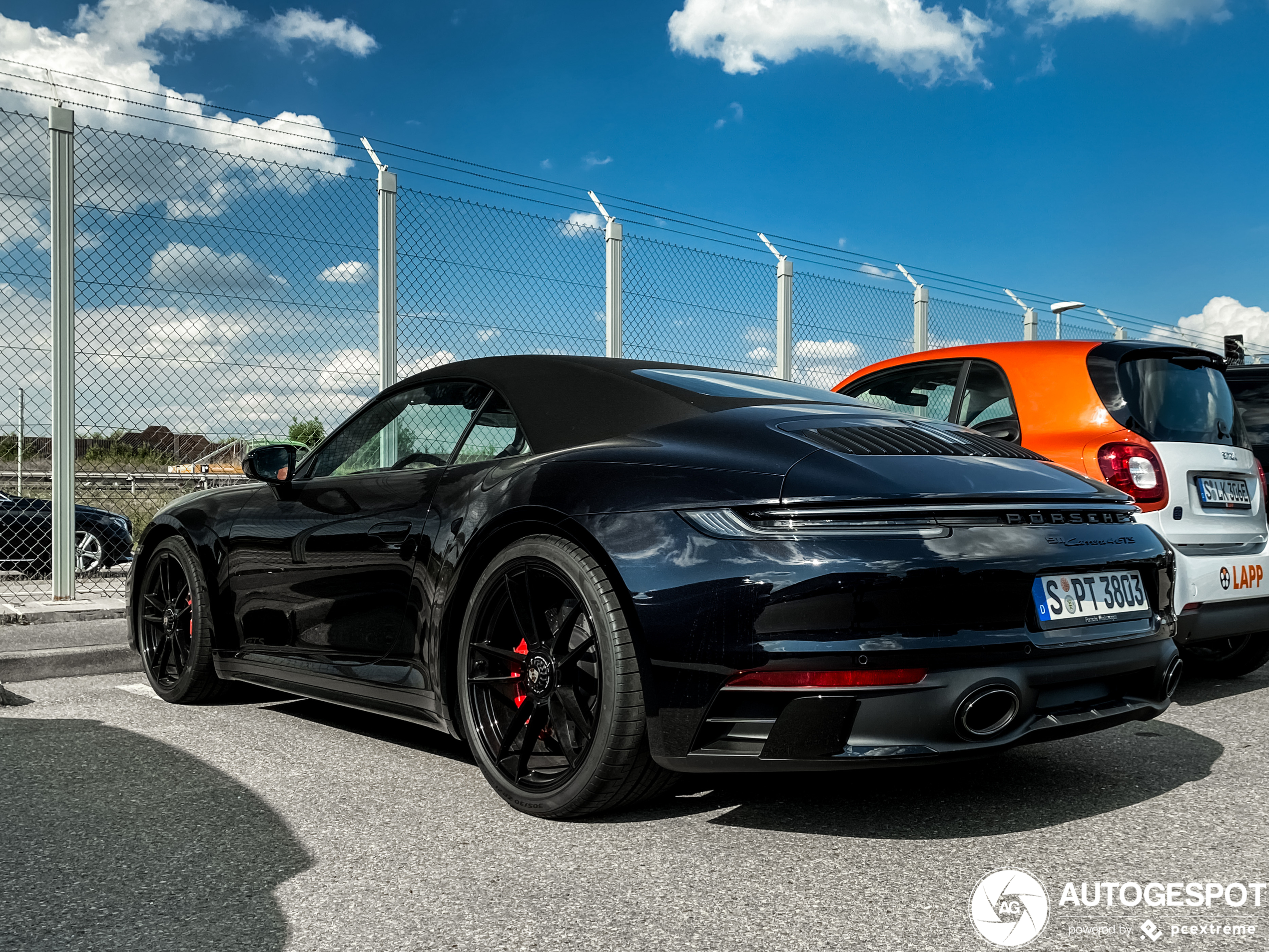 Porsche 992 Carrera 4 GTS Cabriolet