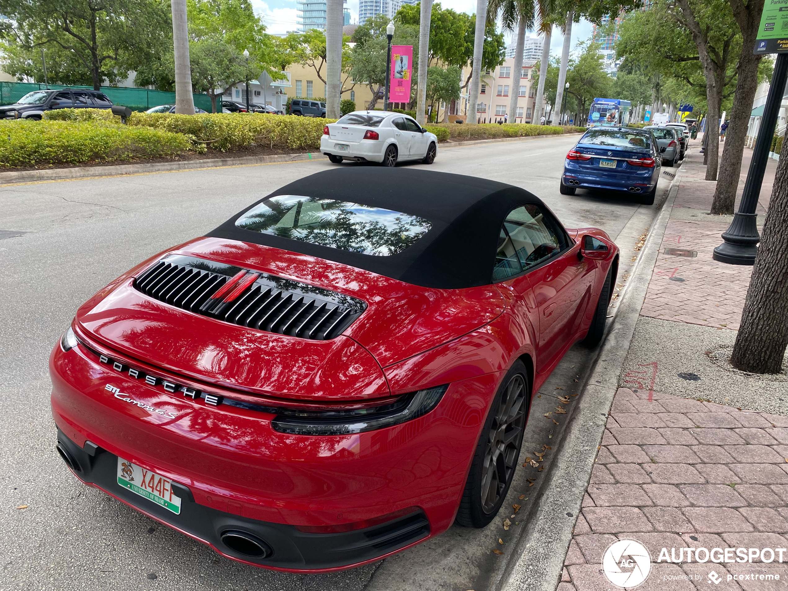 Porsche 992 Carrera 4S Cabriolet