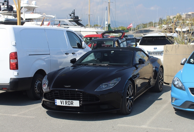 Aston Martin DB11 V8 Volante