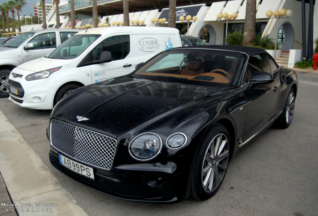 Bentley Continental GTC V8 2020