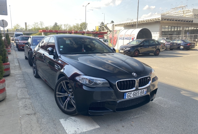 BMW M5 F10 2011