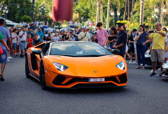 Lamborghini Aventador S LP740-4 Roadster