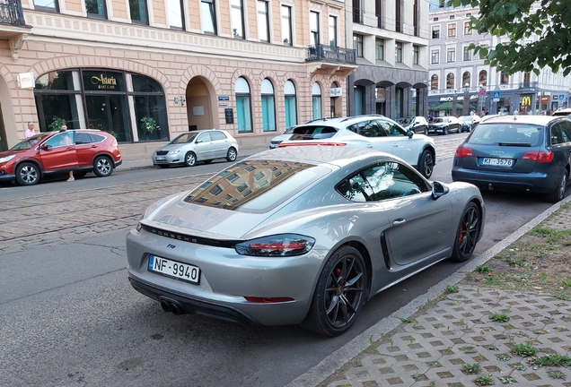 Porsche 718 Cayman S