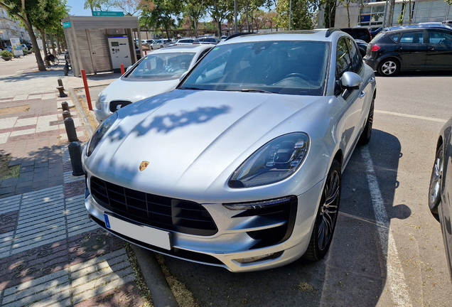 Porsche 95B Macan GTS