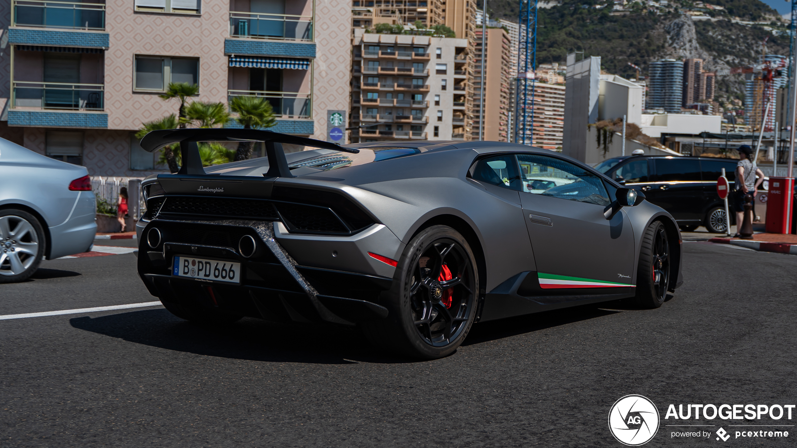 Lamborghini Huracán LP640-4 Performante