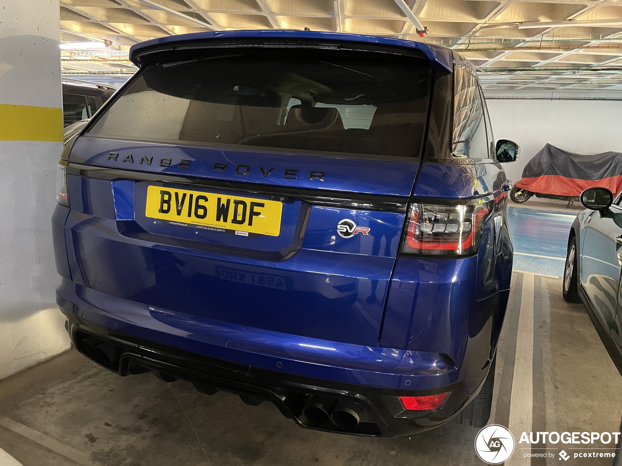 Land Rover Range Rover Sport SVR