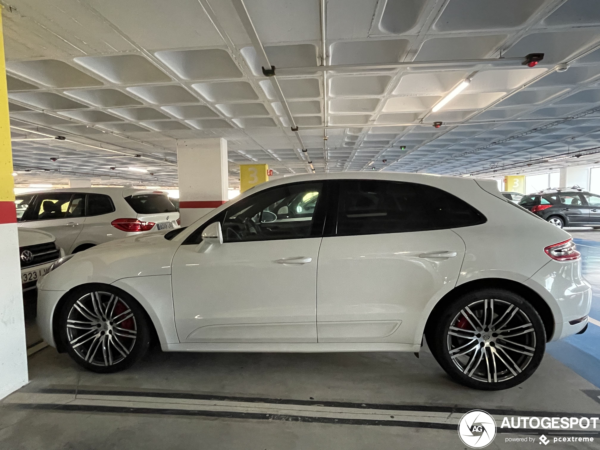 Porsche 95B Macan Turbo