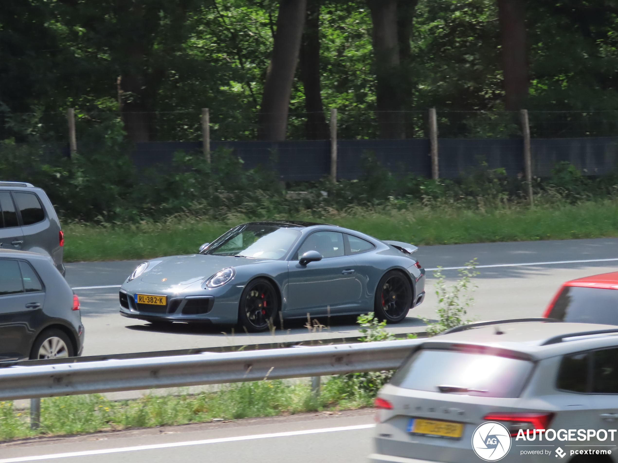 Porsche 991 Carrera GTS MkII