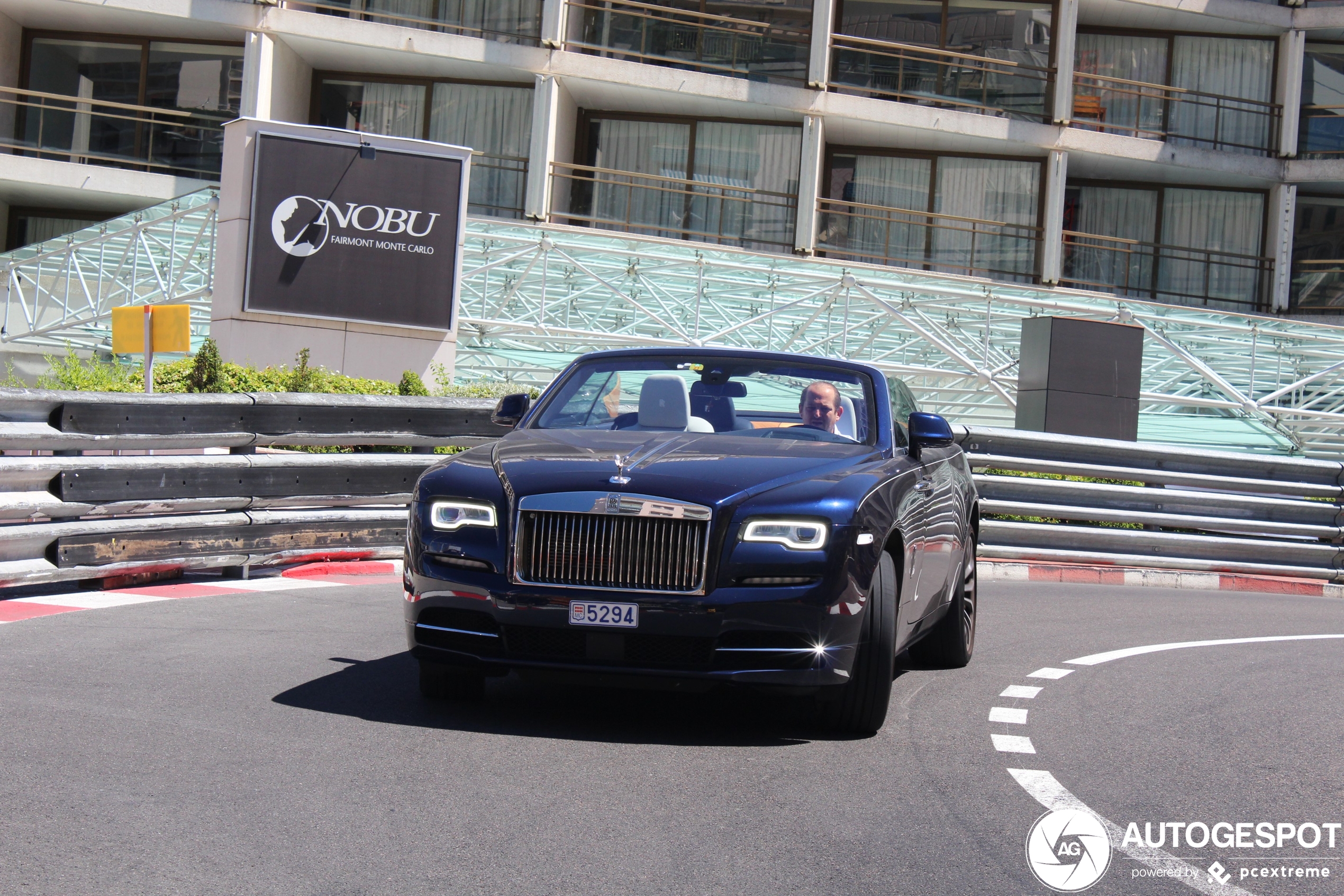 Rolls-Royce Dawn