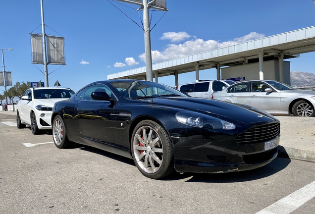 Aston Martin DB9