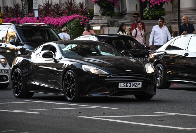 Aston Martin Vanquish 2013