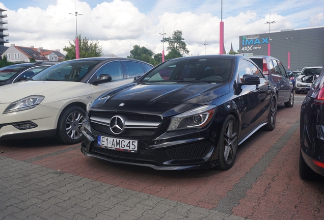 Mercedes-Benz CLA 45 AMG C117