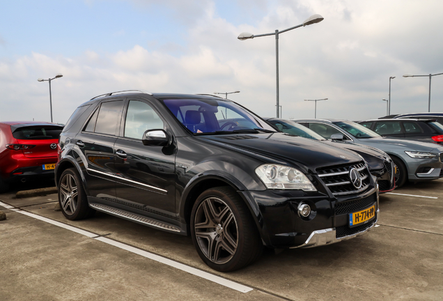 Mercedes-Benz ML 63 AMG W164 2009