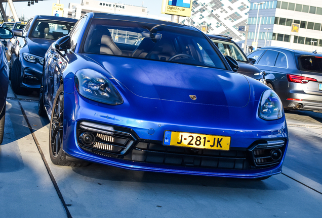 Porsche 971 Panamera Turbo S E-Hybrid