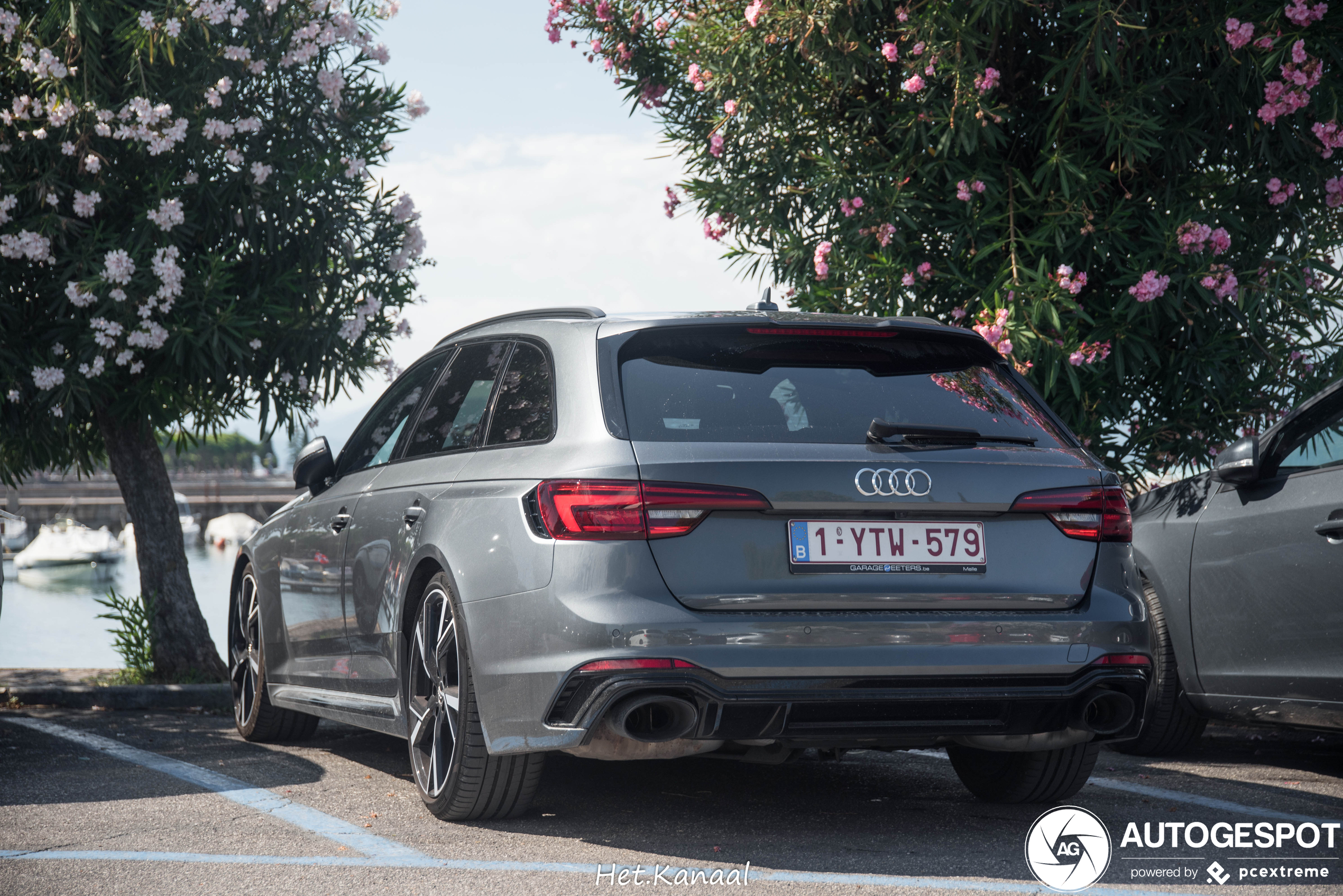 Audi RS4 Avant B9