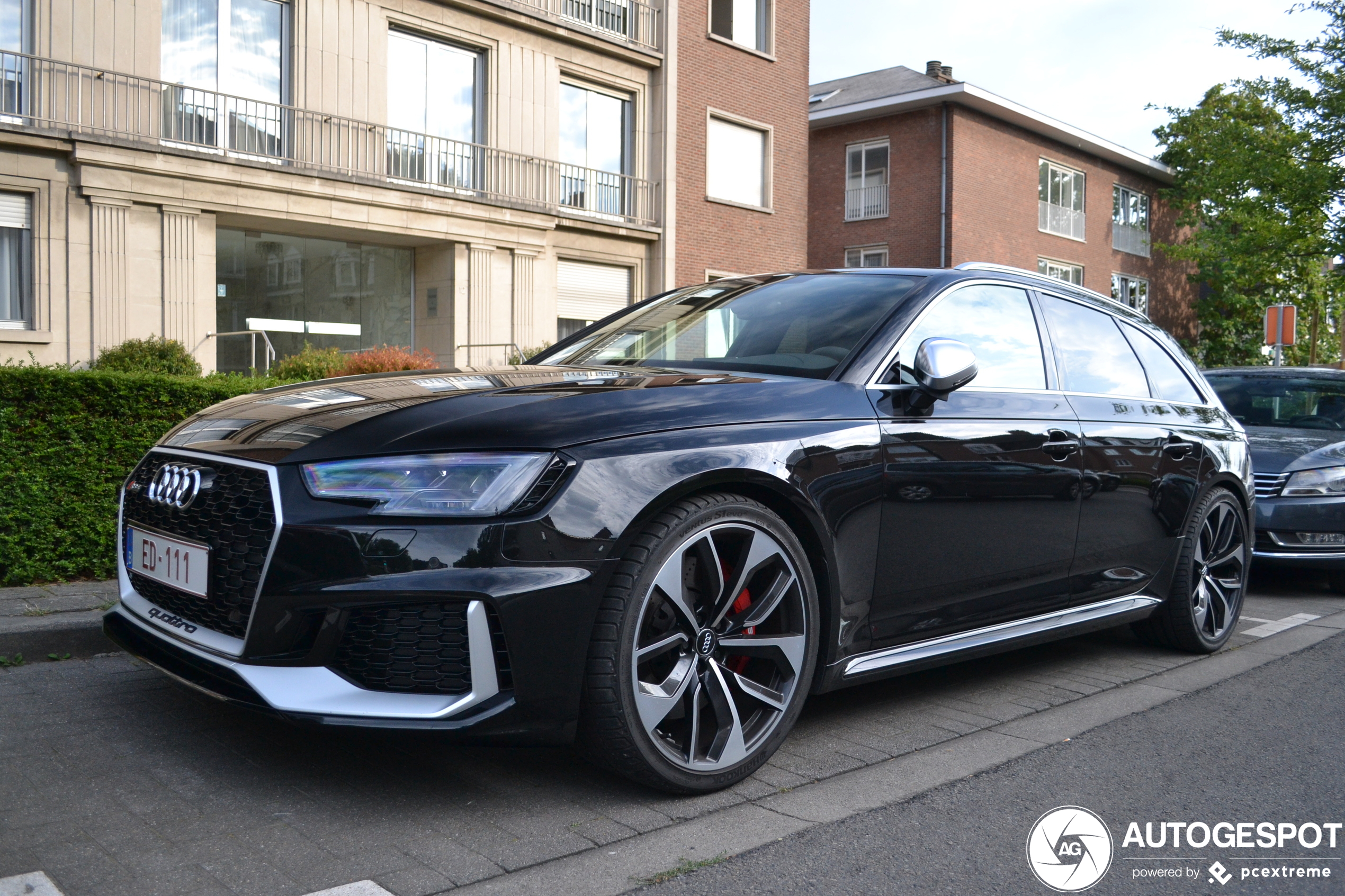 Audi RS4 Avant B9