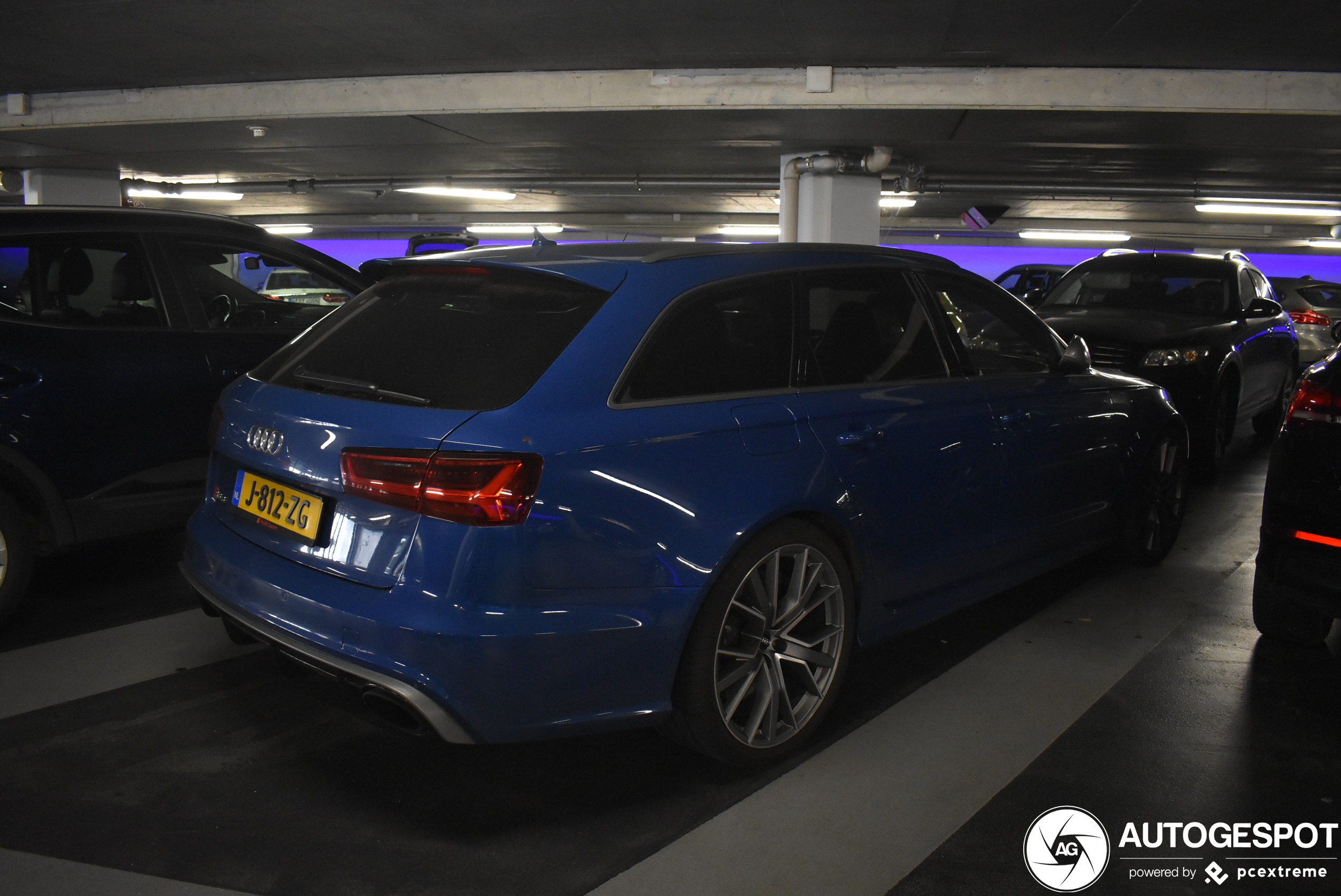 Audi RS6 Avant C7 2015