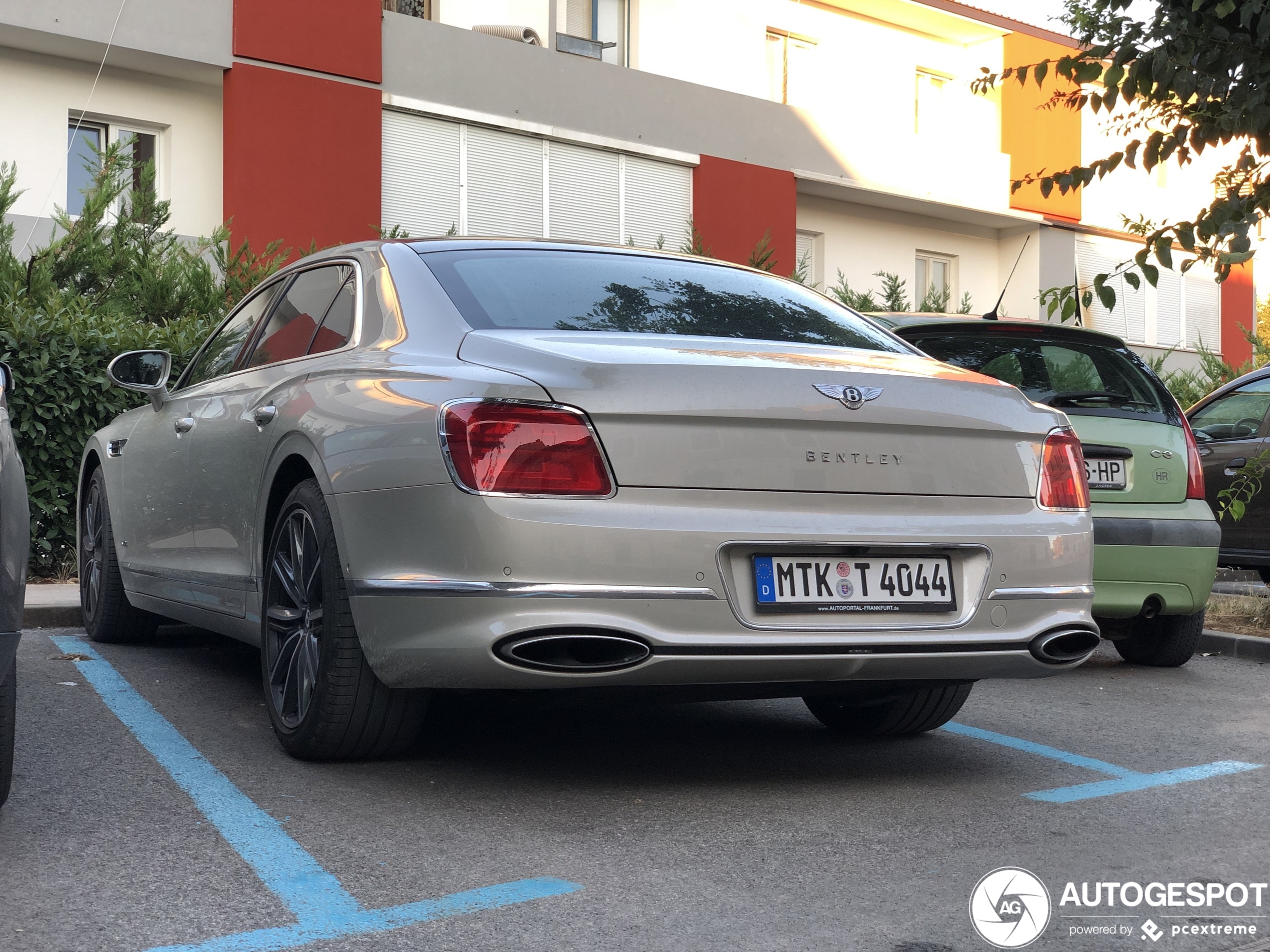 Bentley Flying Spur W12 2020