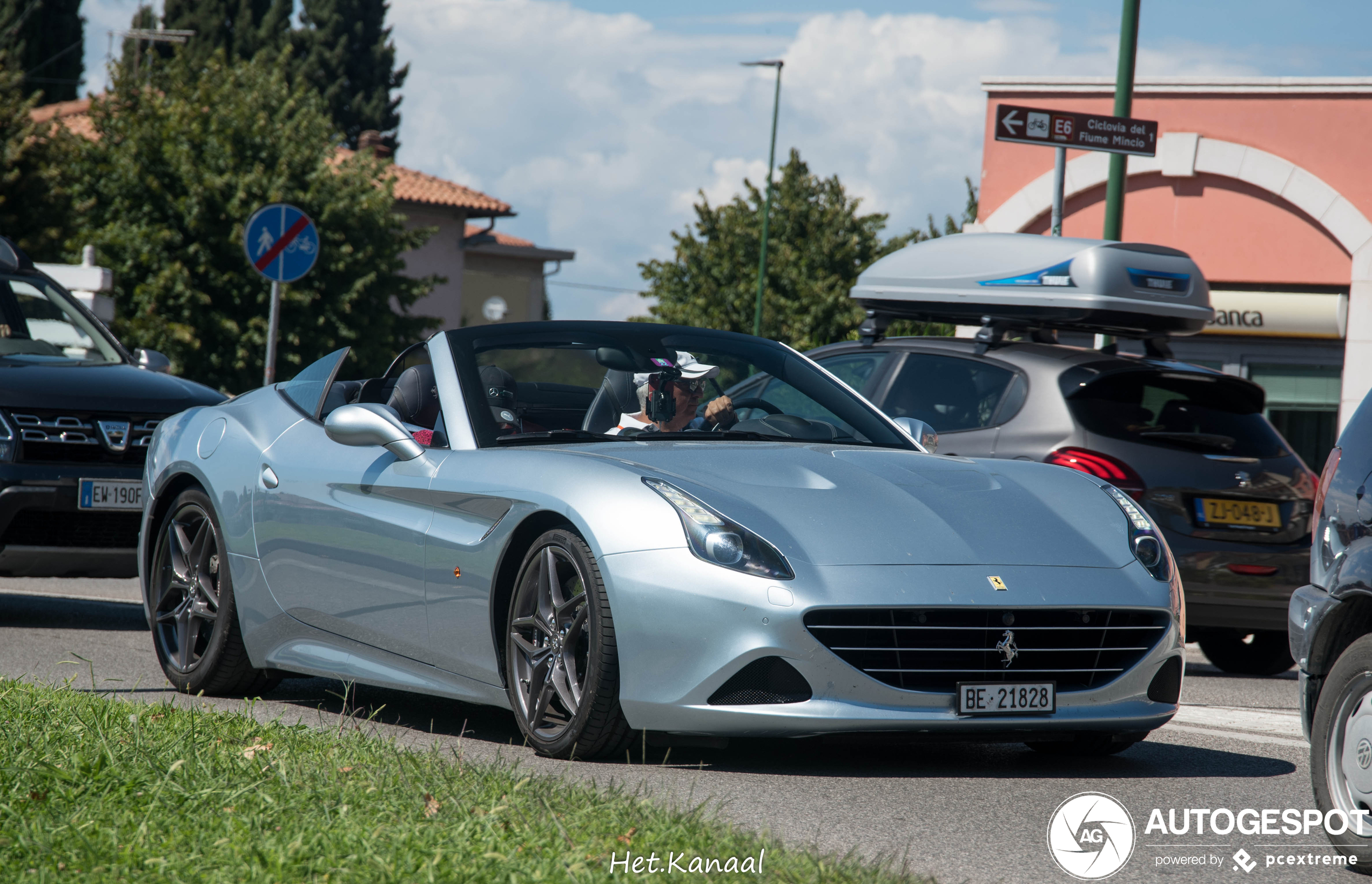 Ferrari California T