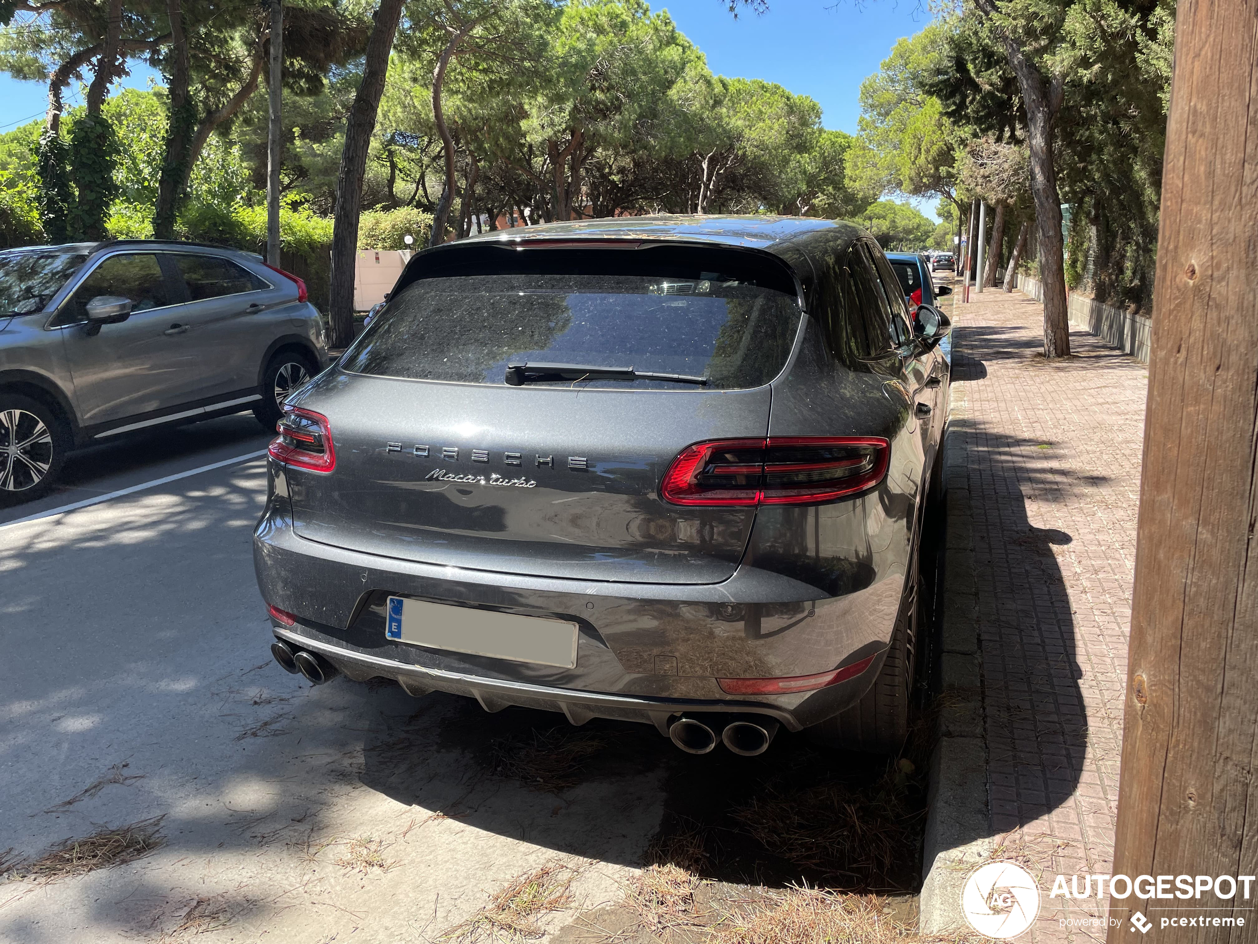 Porsche 95B Macan Turbo