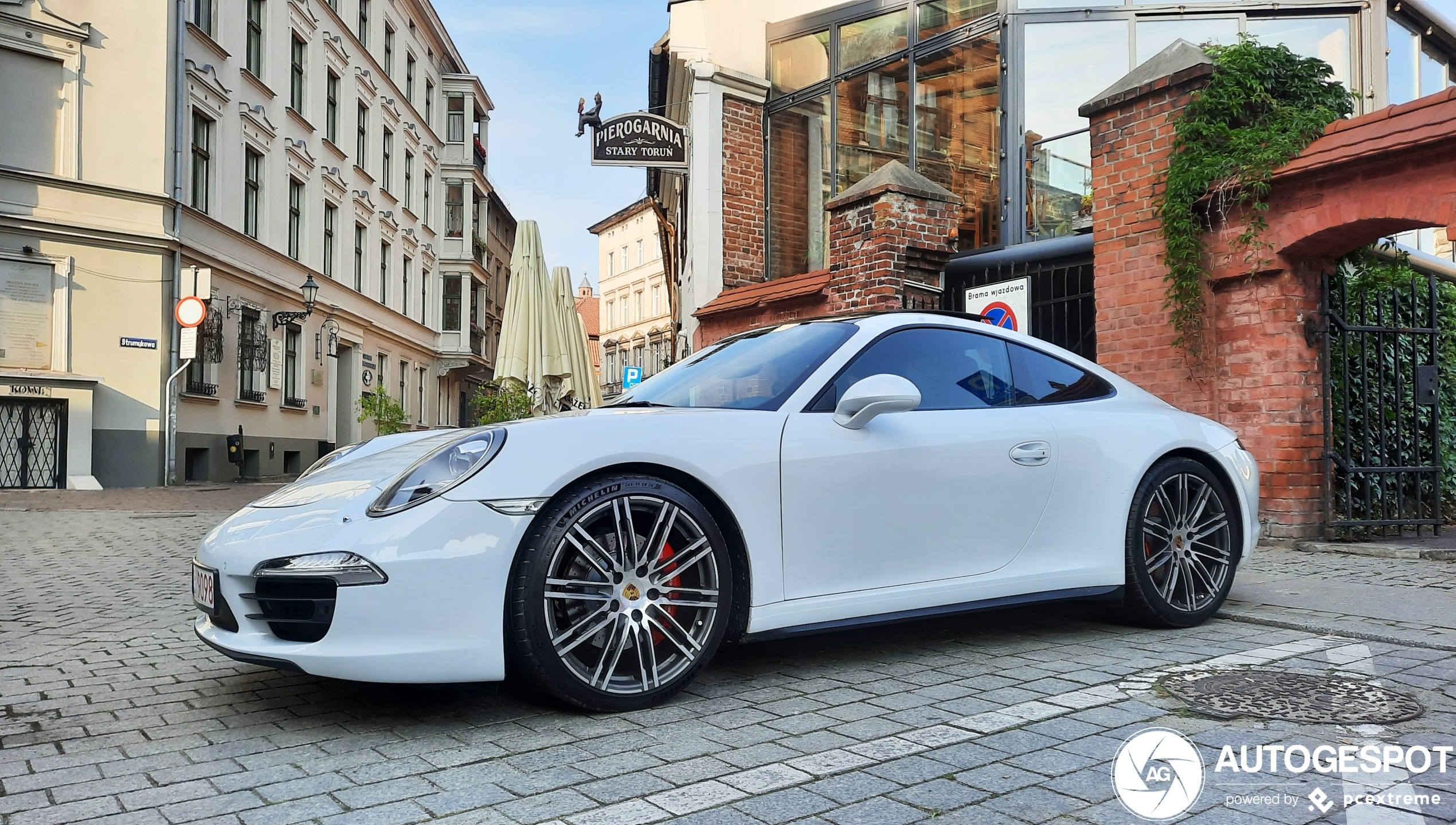 Porsche 991 Carrera 4S MkI