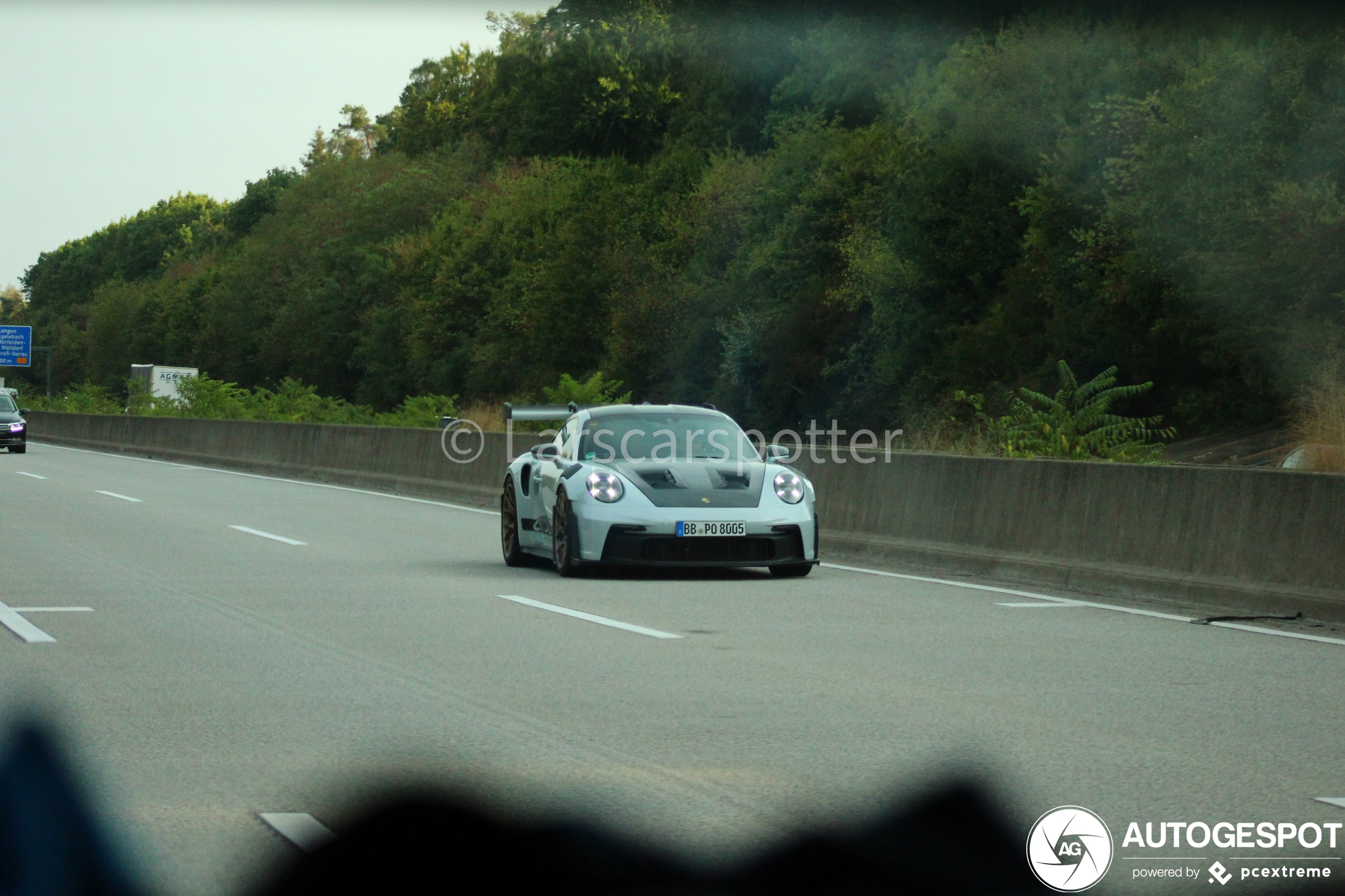 Porsche 992 GT3 RS Weissach Package