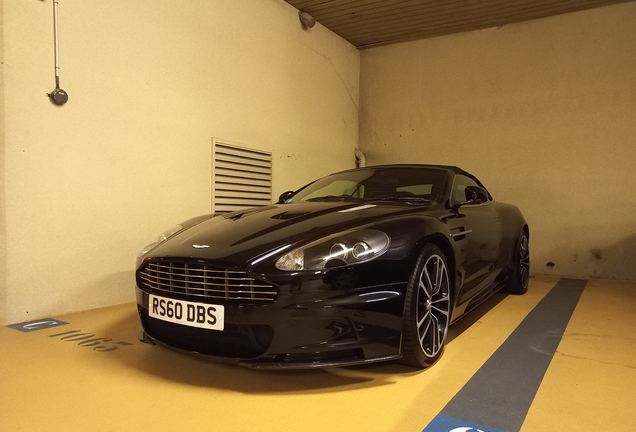 Aston Martin DBS Volante