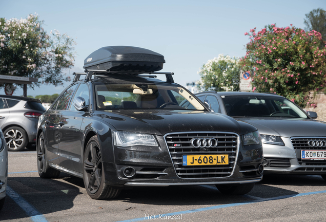 Audi S8 D4