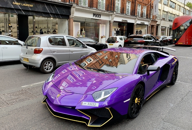 Lamborghini Aventador LP750-4 SuperVeloce