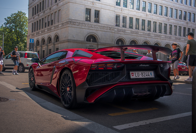 Lamborghini Aventador LP750-4 SuperVeloce