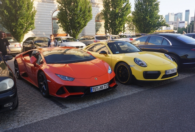 Lamborghini Huracán LP640-4 EVO