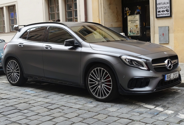 Mercedes-AMG GLA 45 X156 2017