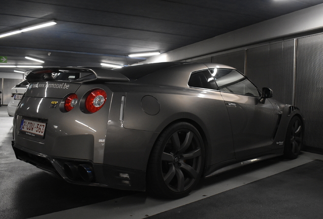 Nissan GT-R 2012