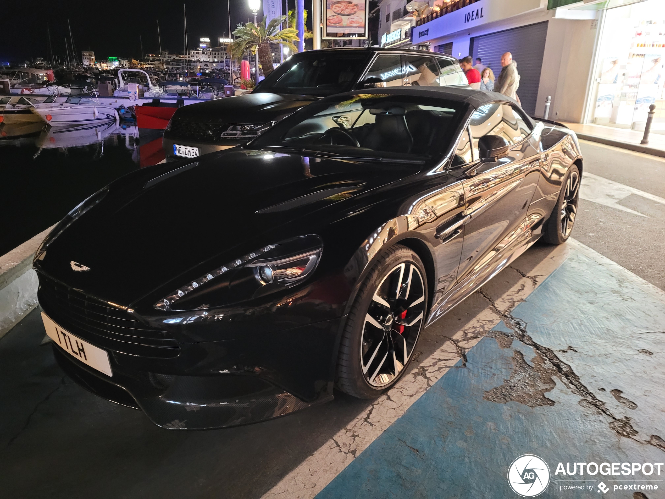 Aston Martin Vanquish Volante