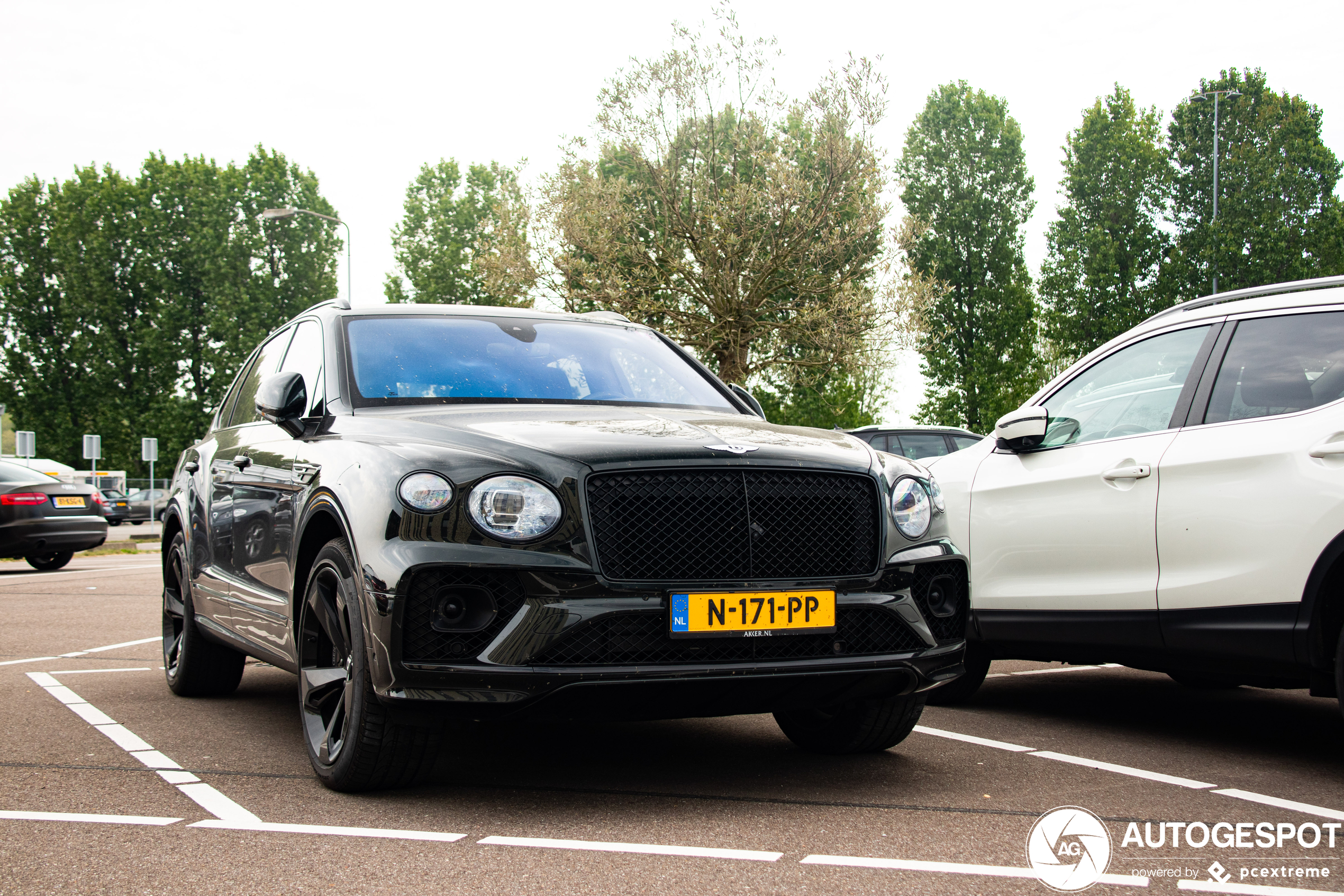 Bentley Bentayga V8 2021