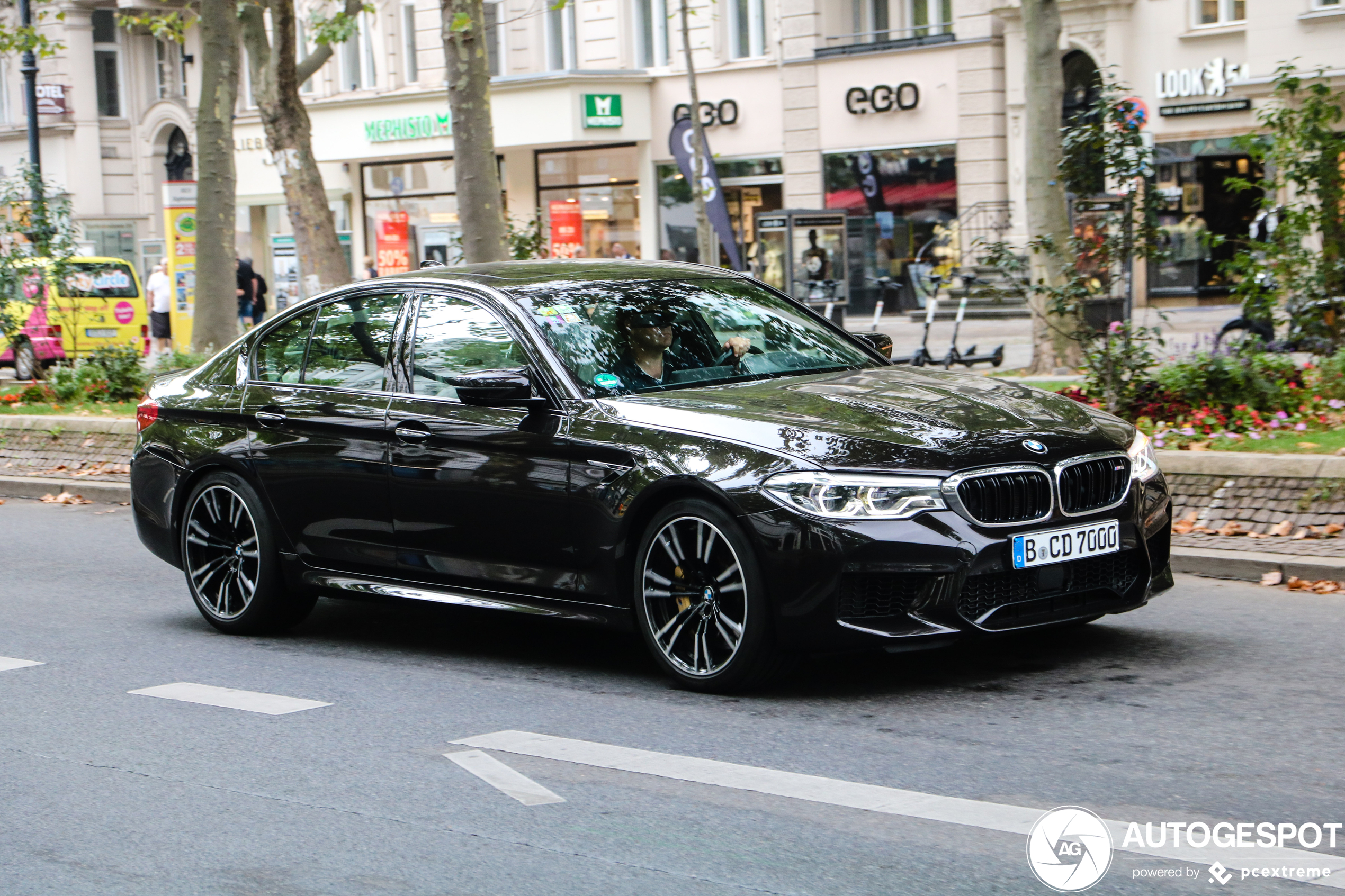 BMW M5 F90