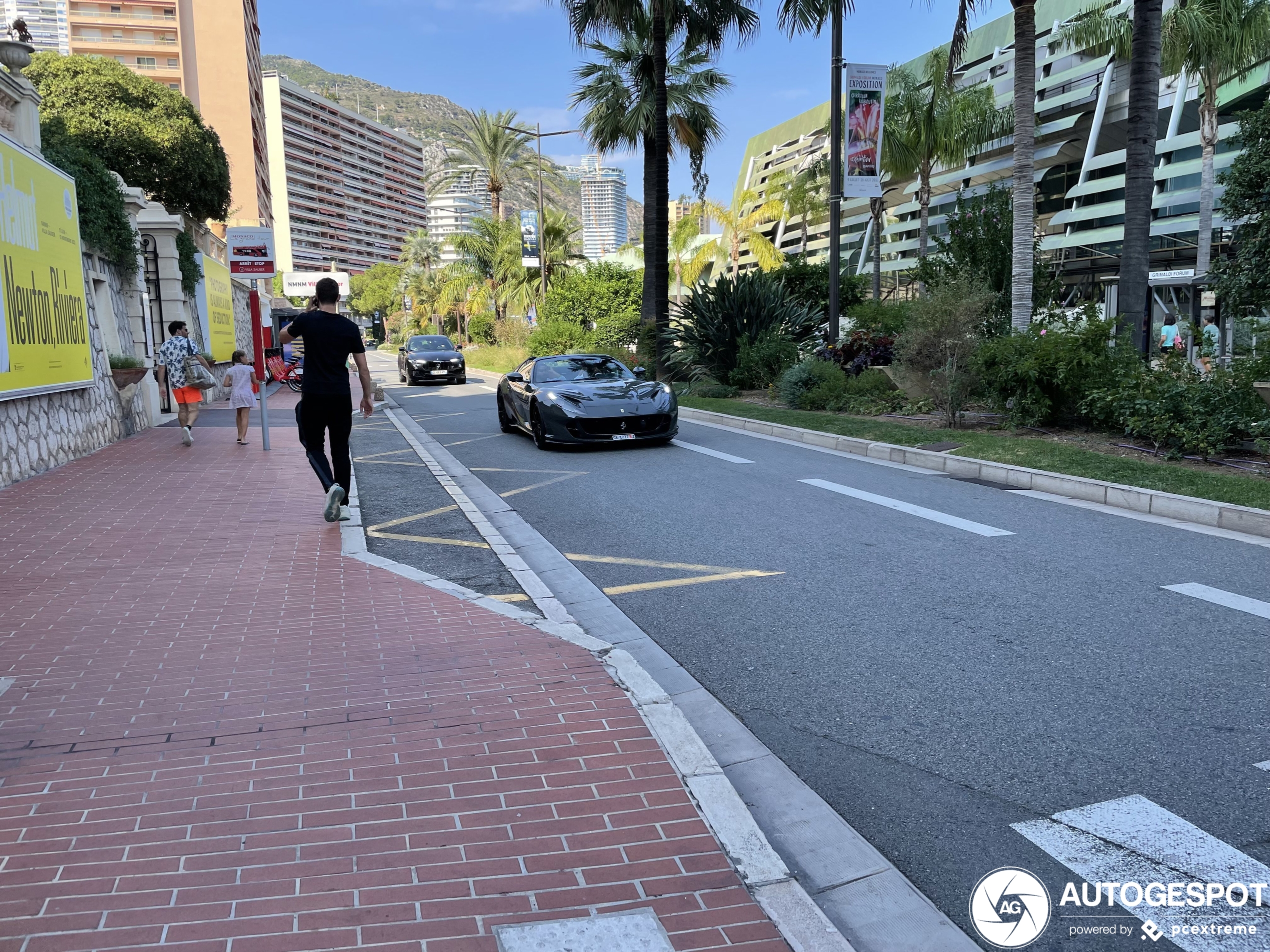 Ferrari 812 GTS