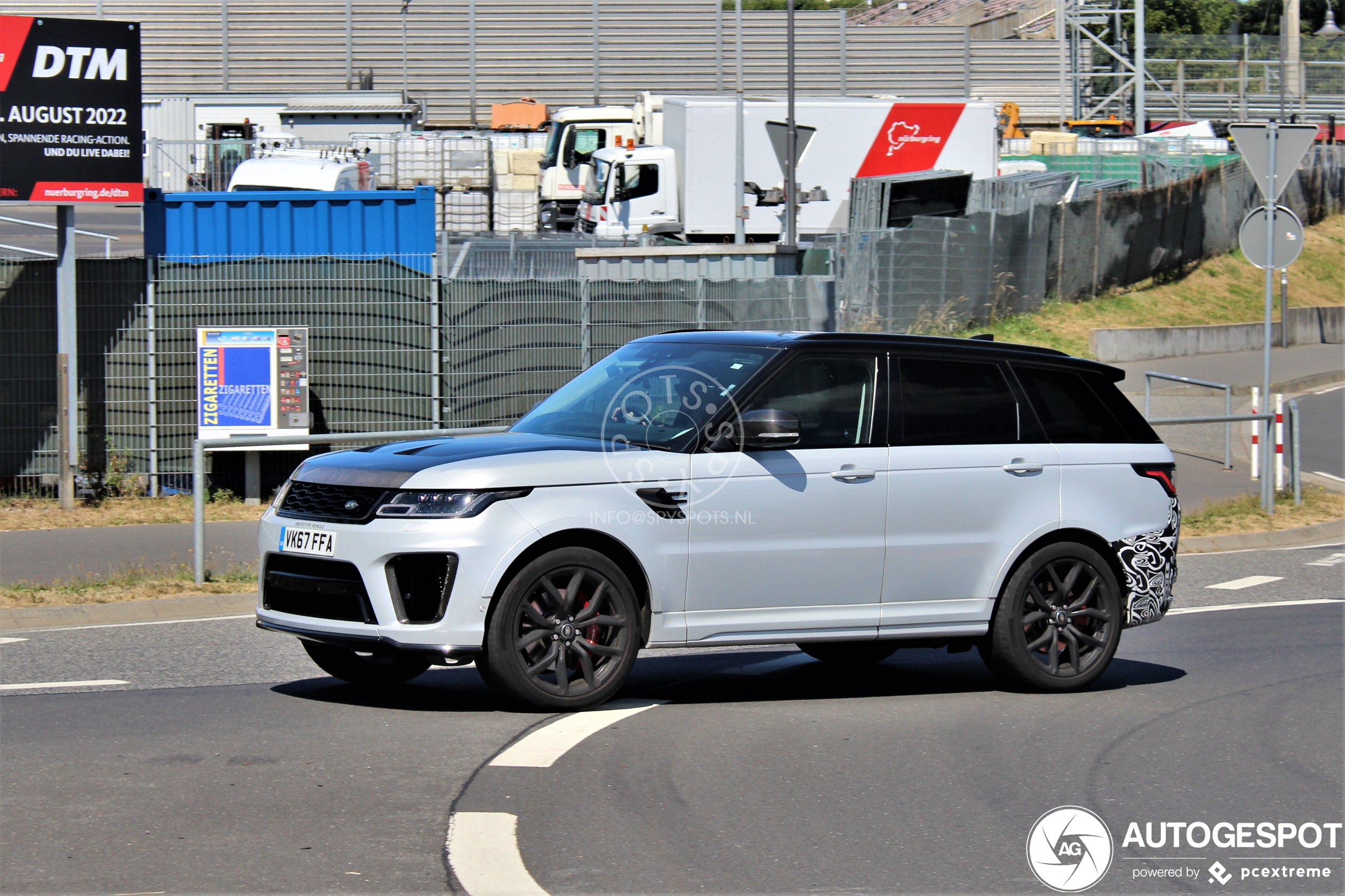 Land Rover Range Rover Sport SVR 2018 Carbon Edition