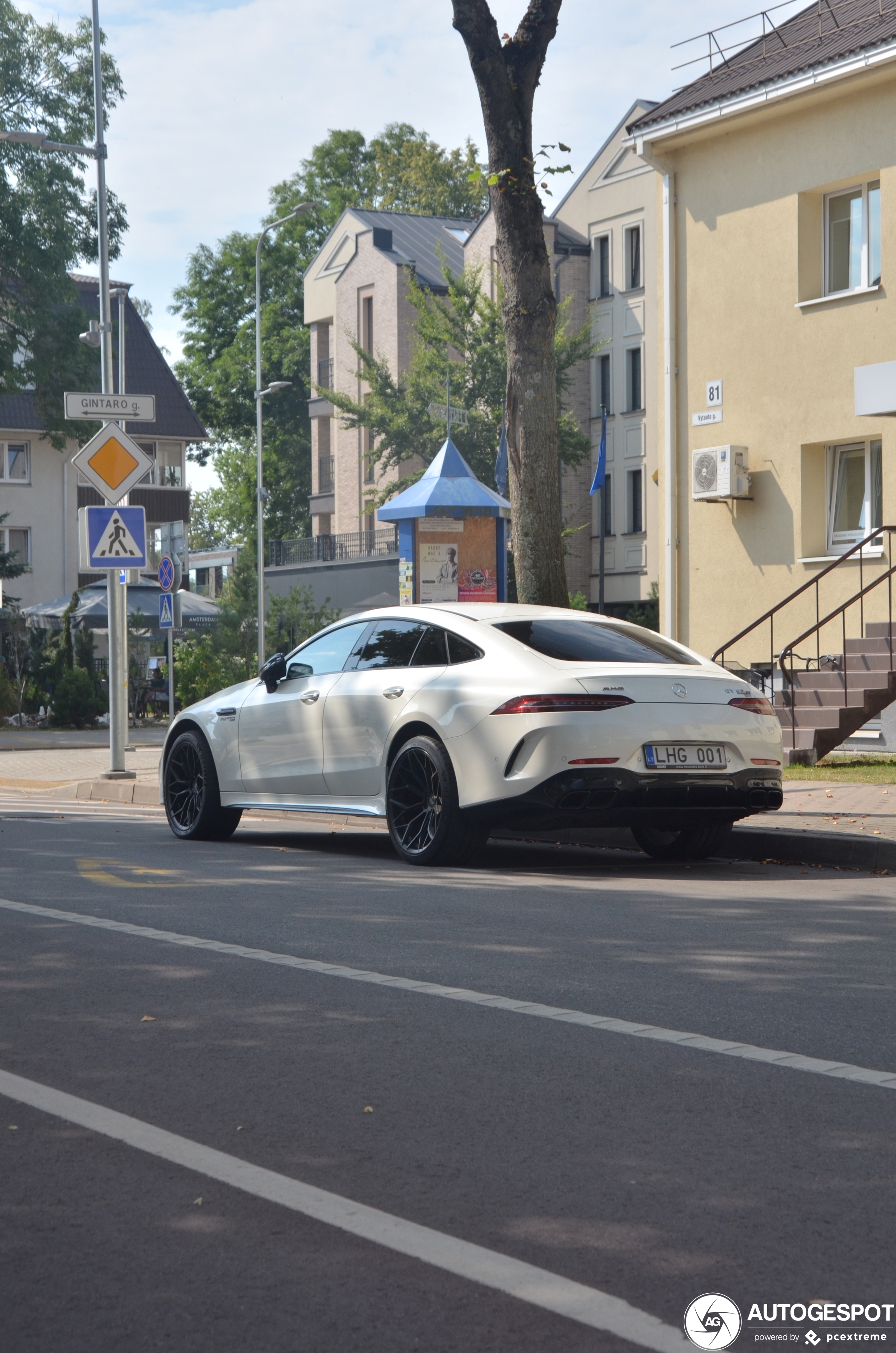 Mercedes-AMG GT 63 S X290