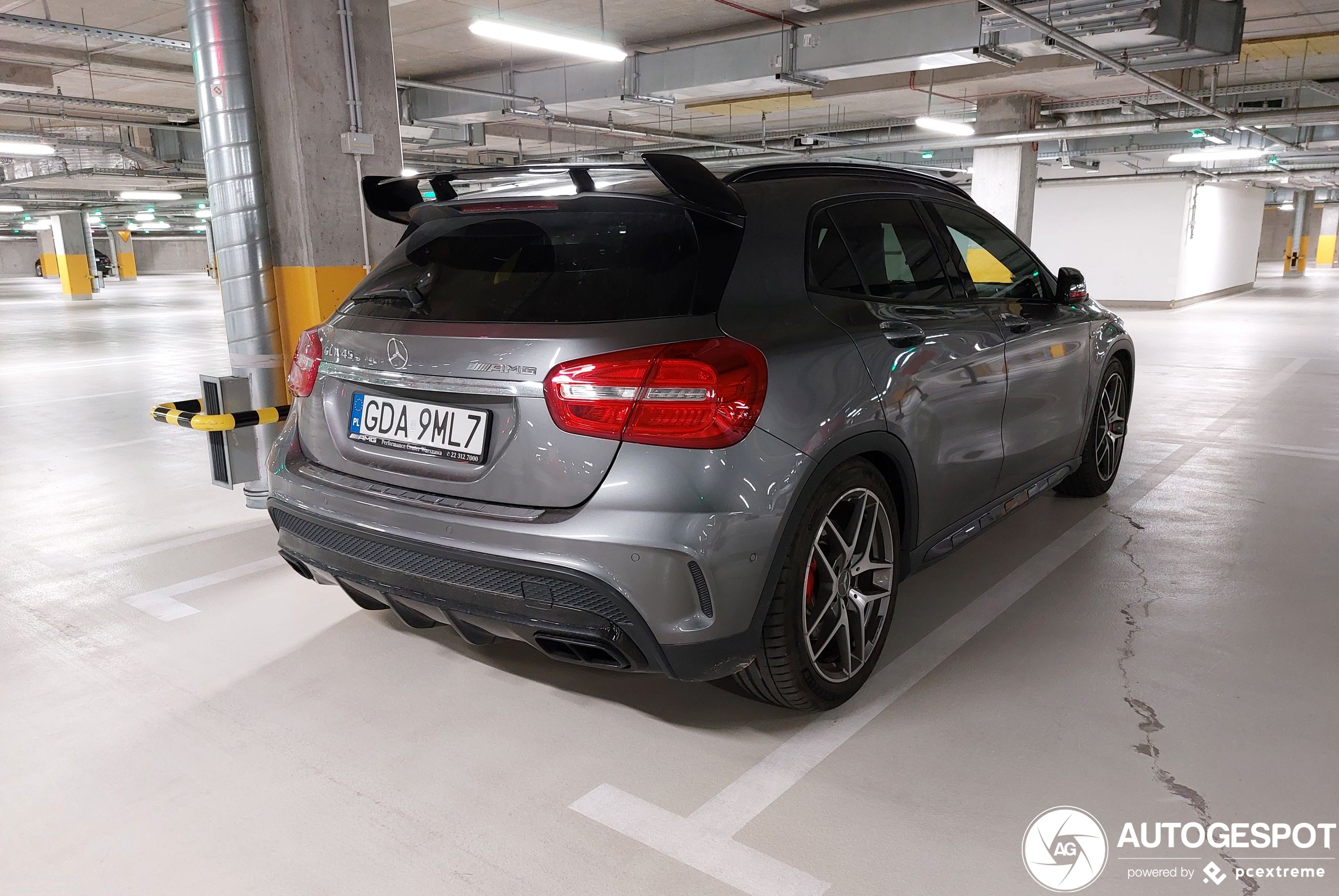 Mercedes-Benz GLA 45 AMG X156