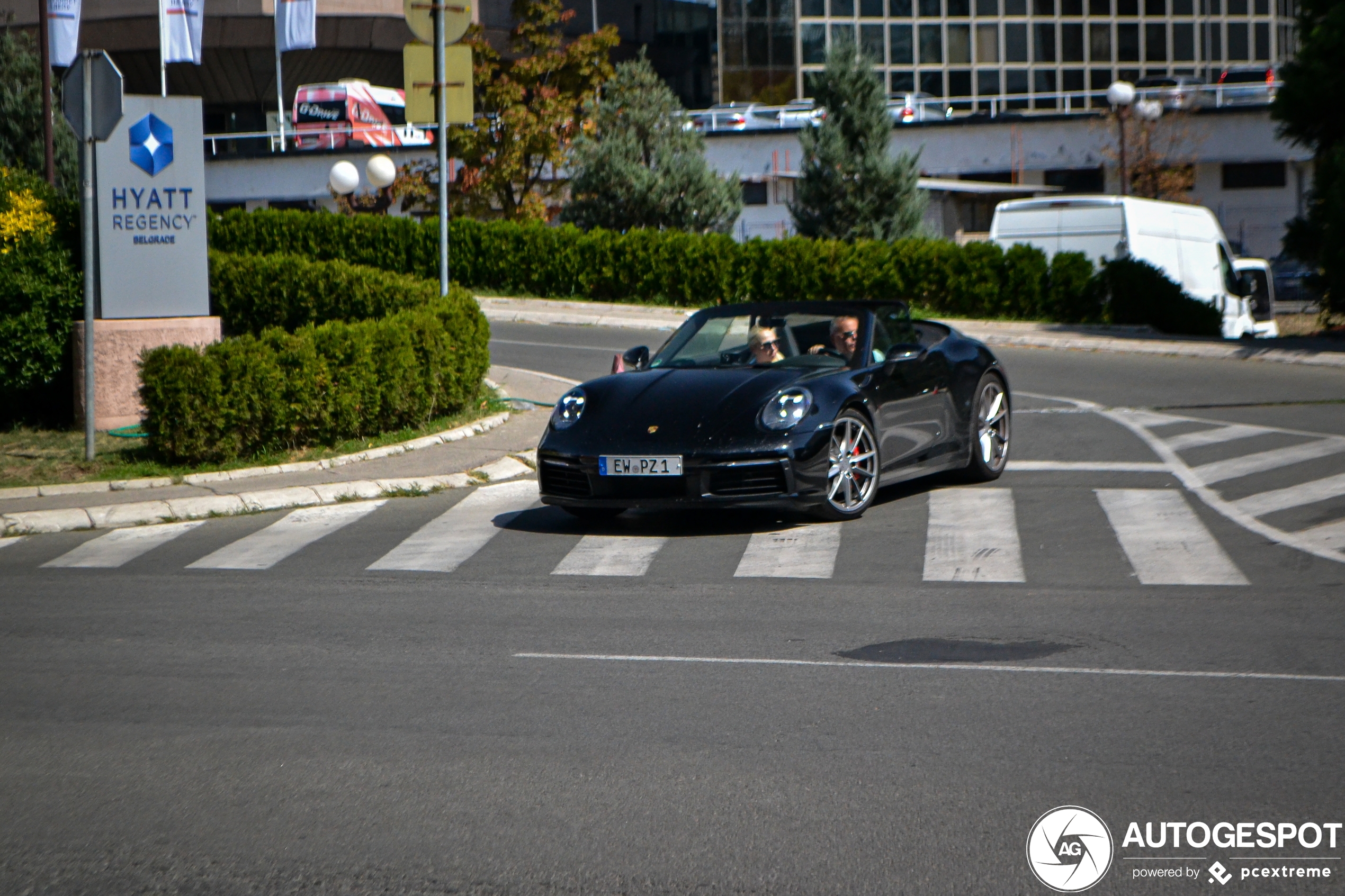 Porsche 992 Carrera 4S Cabriolet