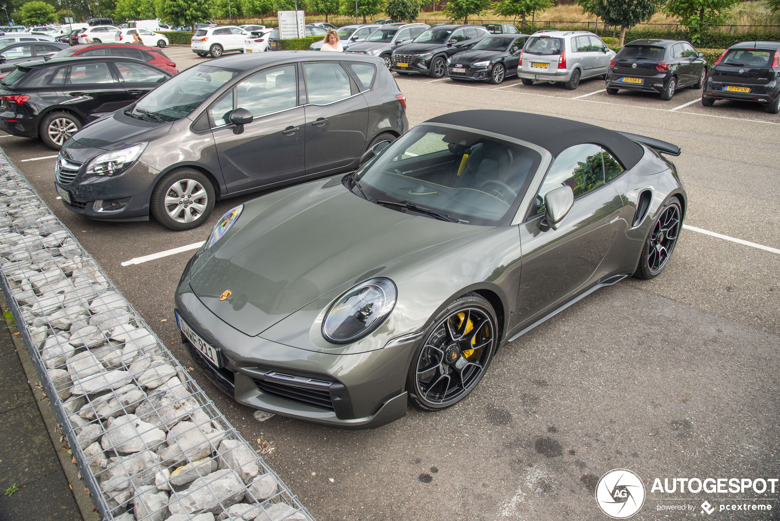 Porsche 992 Turbo S Cabriolet