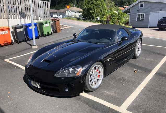 Dodge Viper SRT-10 Roadster 2003