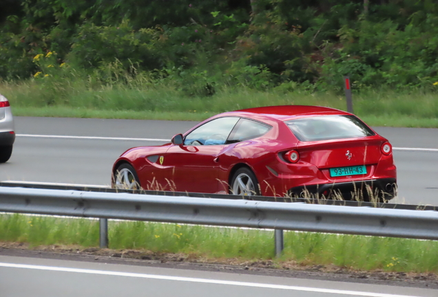 Ferrari FF